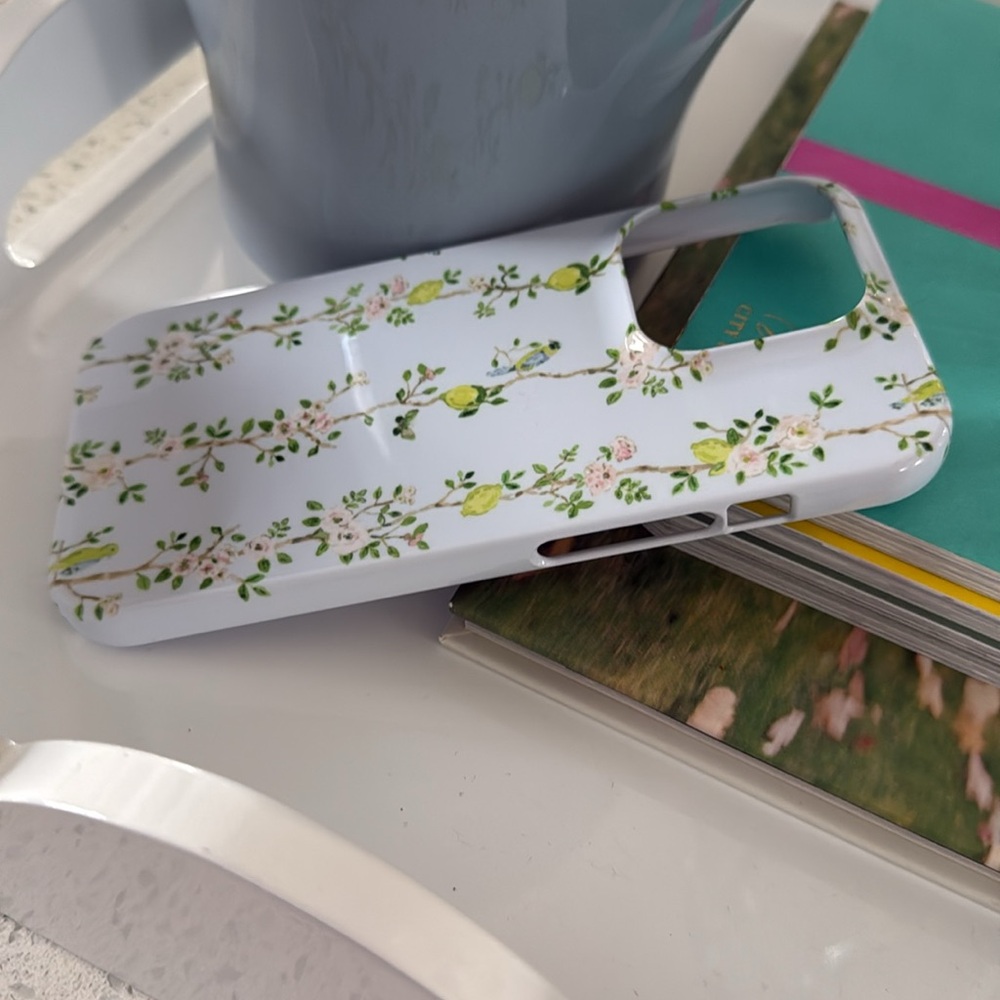 iPhone 15 Pro case - Picture 3 of 8